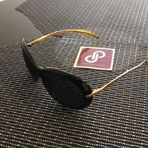 🕶 CHANEL Black and Gold Sunglasses 🕶